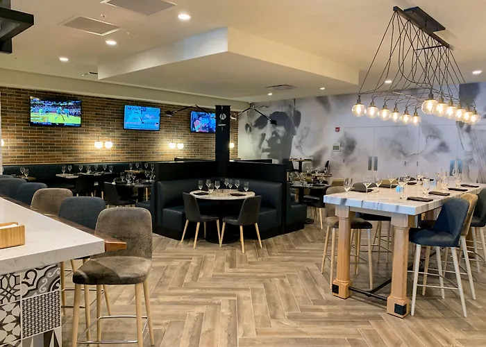 Delta Hotels By Marriott Green Bay